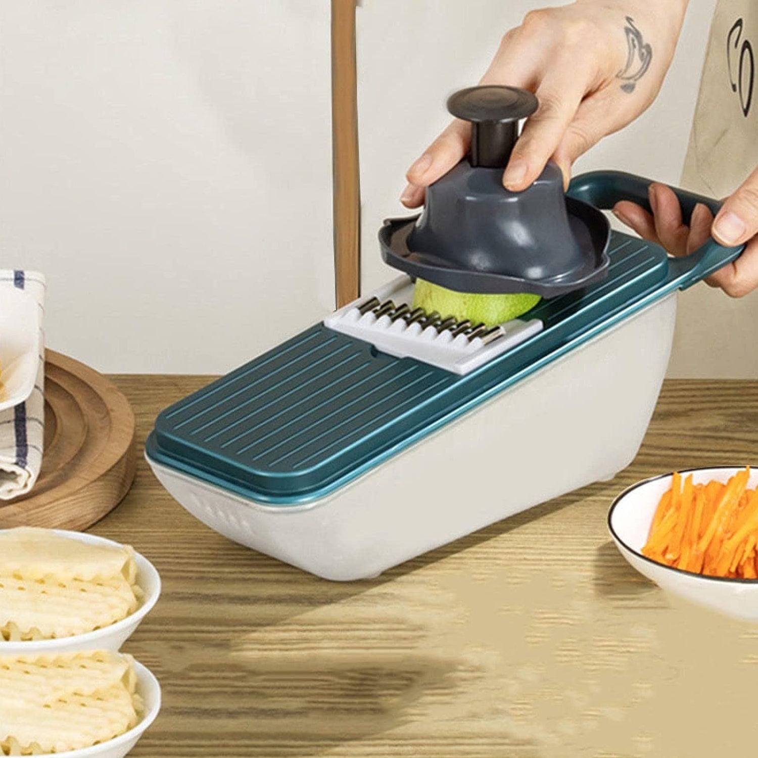 6-Blade Vegetable Slicer & Cutter with Peeler