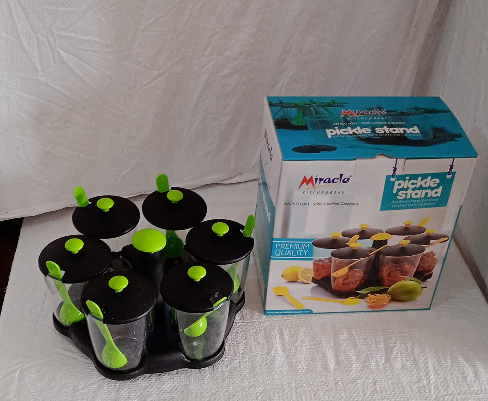 Revolving Spice Rack – 6 Jars with Spoons & Stand