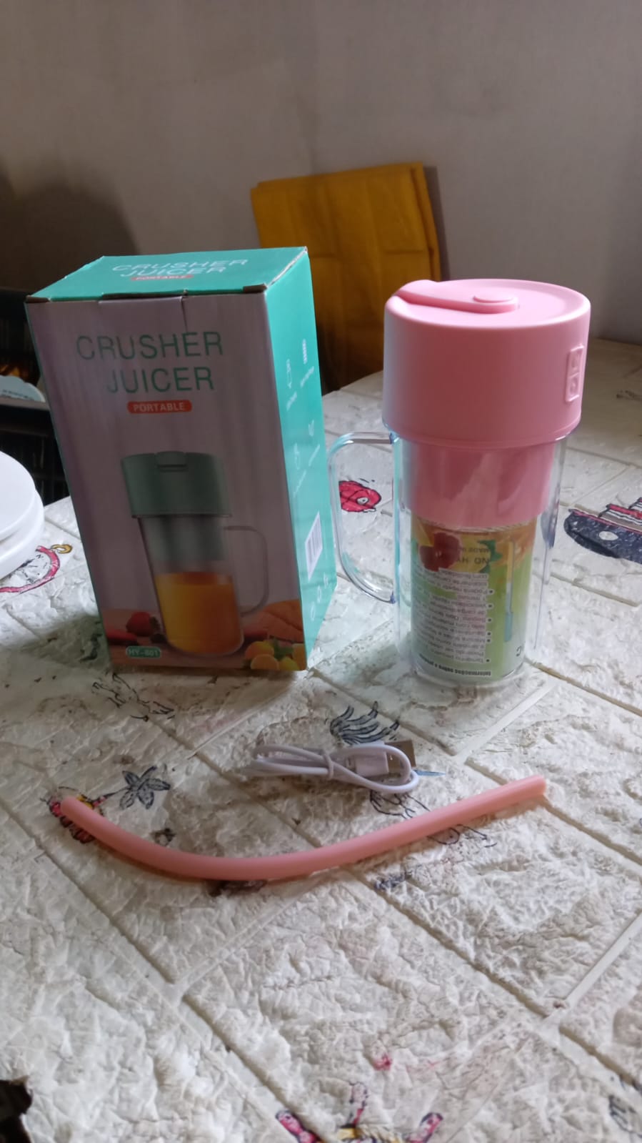 Portable USB Juicer & Crusher Bottle (340ml)